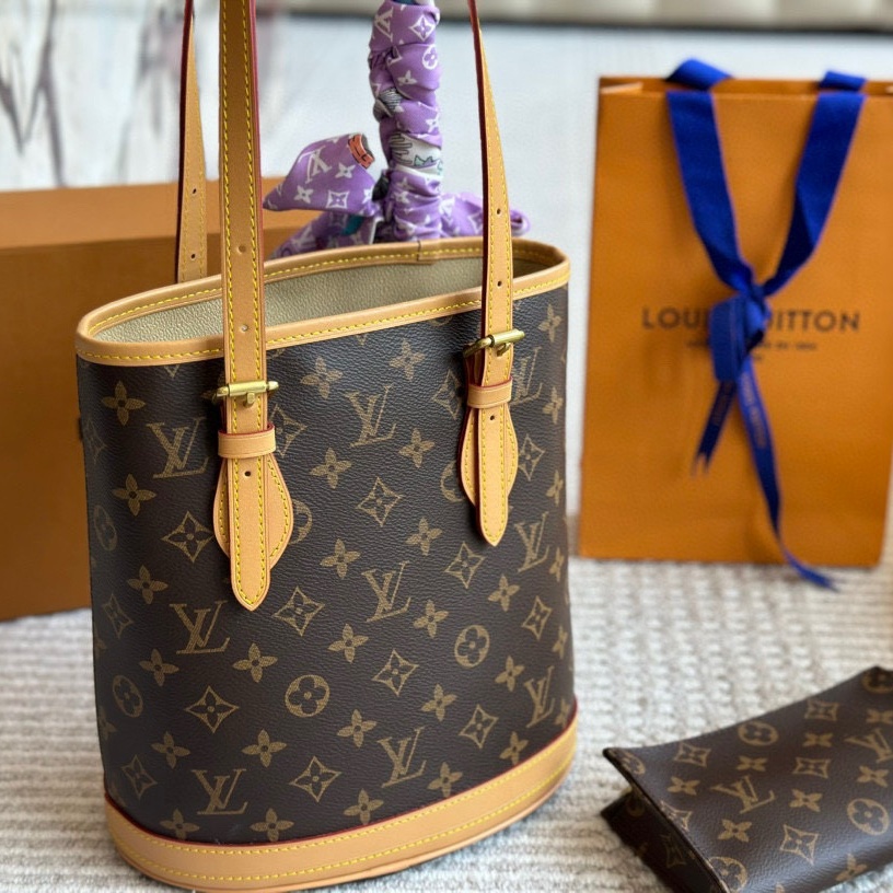 LV Classic Monogram Cowhide Bucket Bag YV24072021