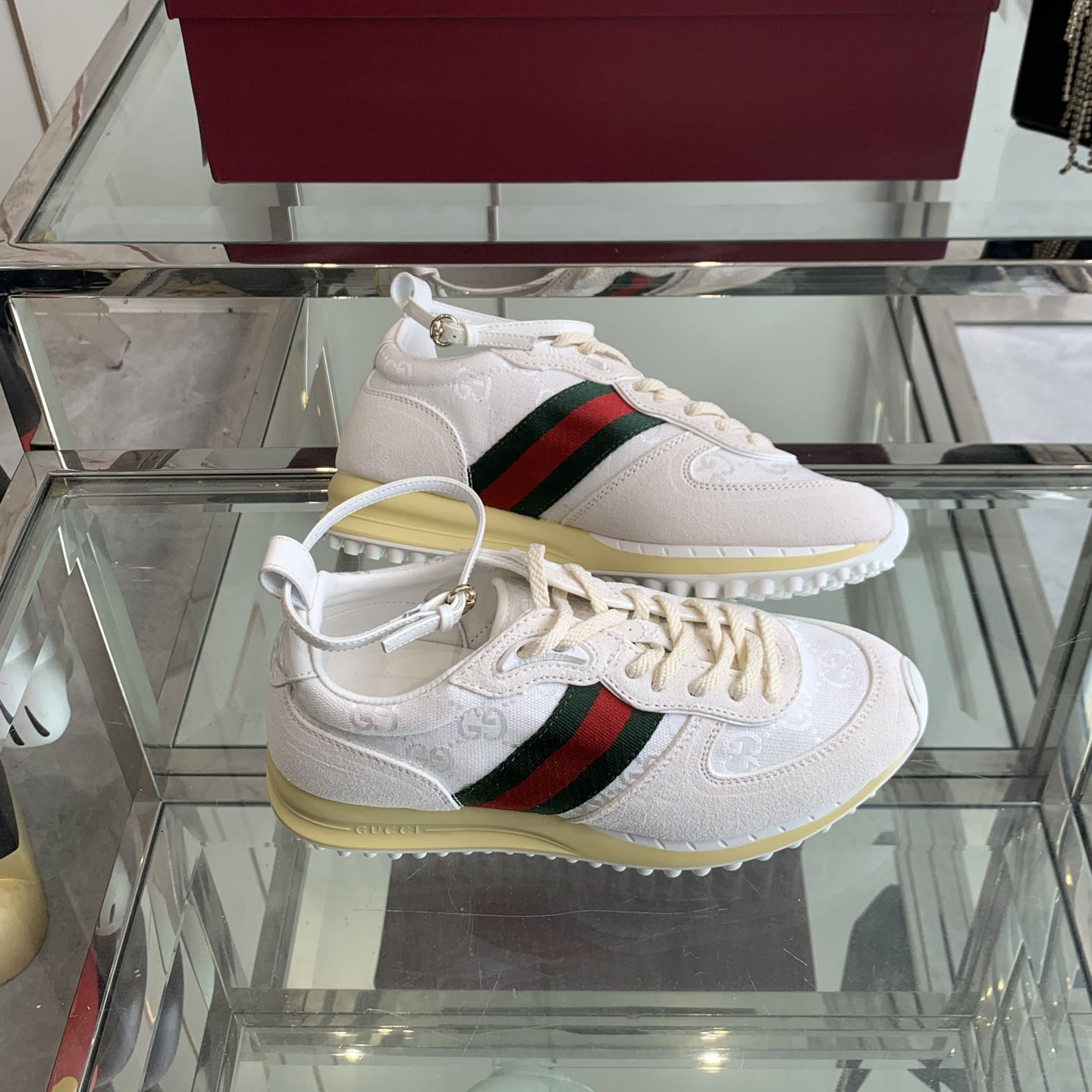 GG Women's Re-Motion Sneakers DD25072009