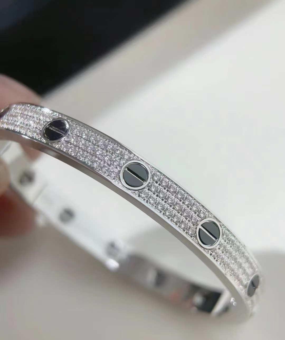 Car  Love series bracelet YV24072104