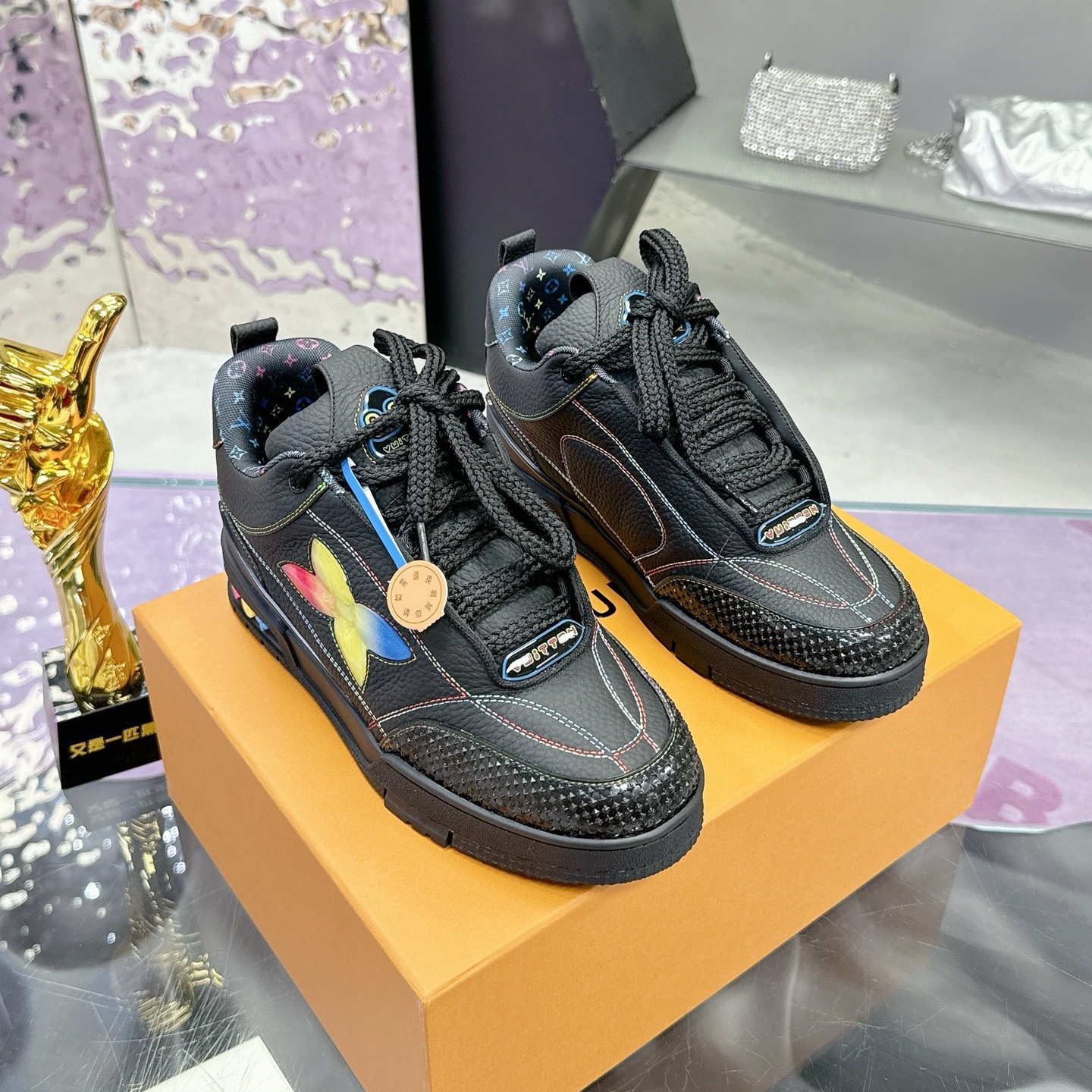 LV Mid - top Leather Round - Toe Lace - up Skate YV24061835