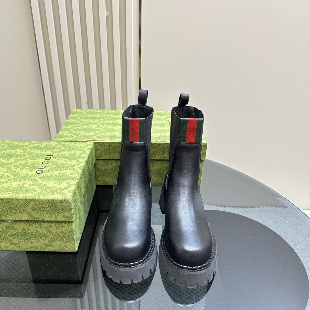 GG Classic Ankle Boots DD25072107