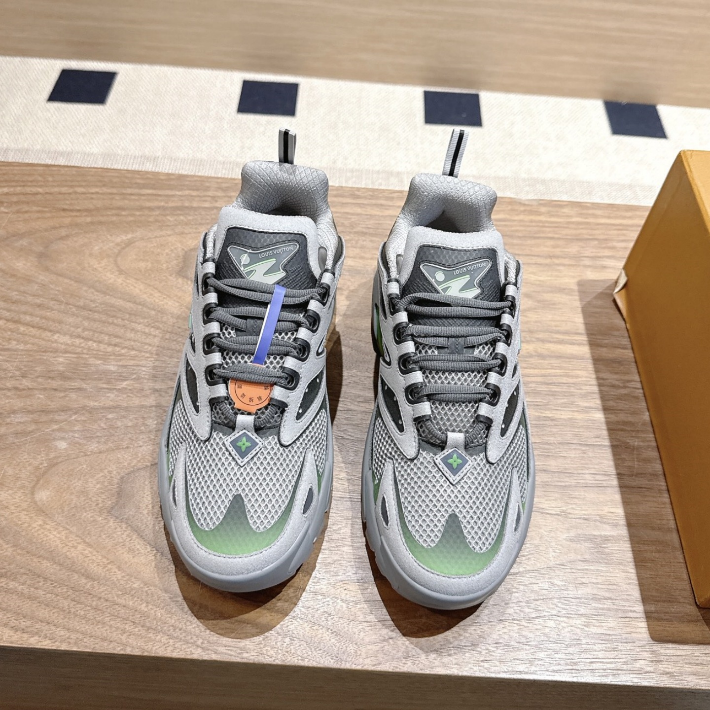 LV Runner Tatic Sports Shoes YV24061814