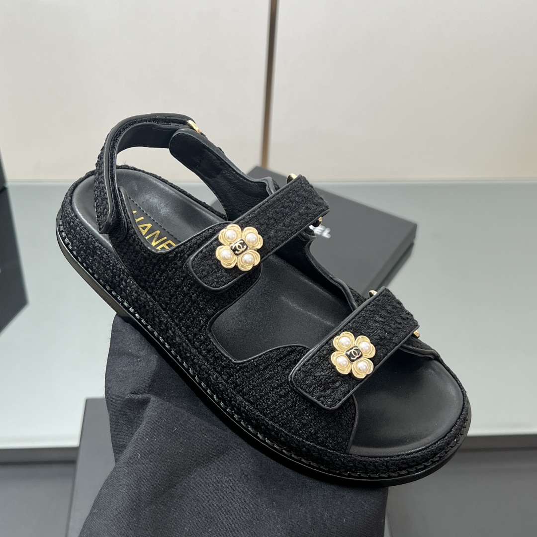 CH New Style Sandals DD25072121