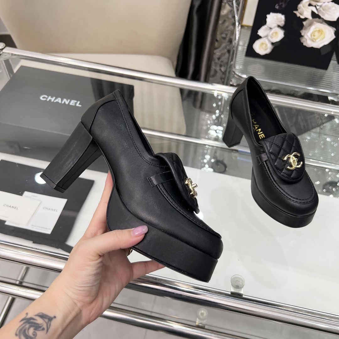 CH Women's Block Heel Pumps DD25072131