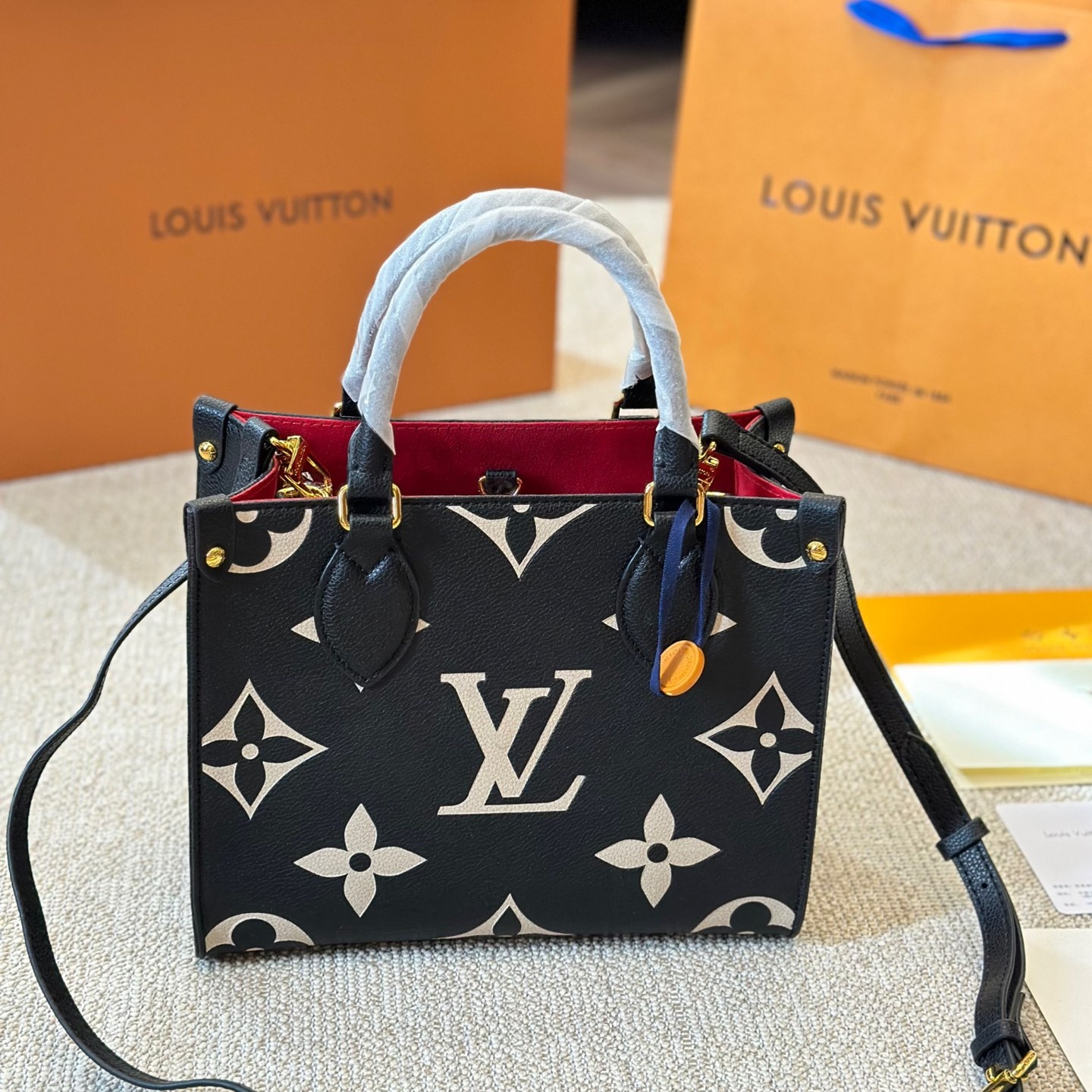 LV  Monogram  OnTheGo  YV24072303