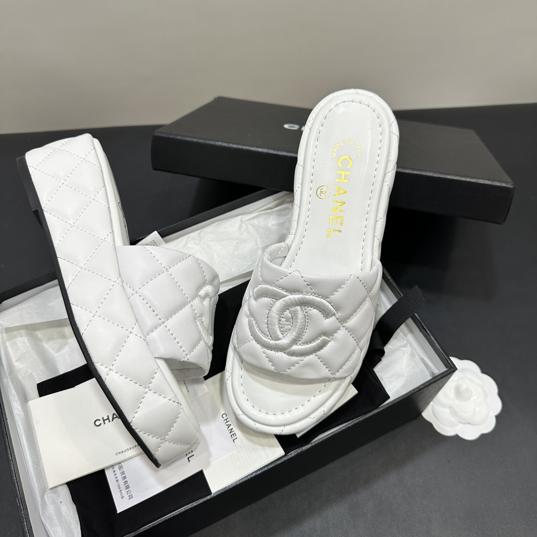 CH Platform Wedge Slides BB25072309