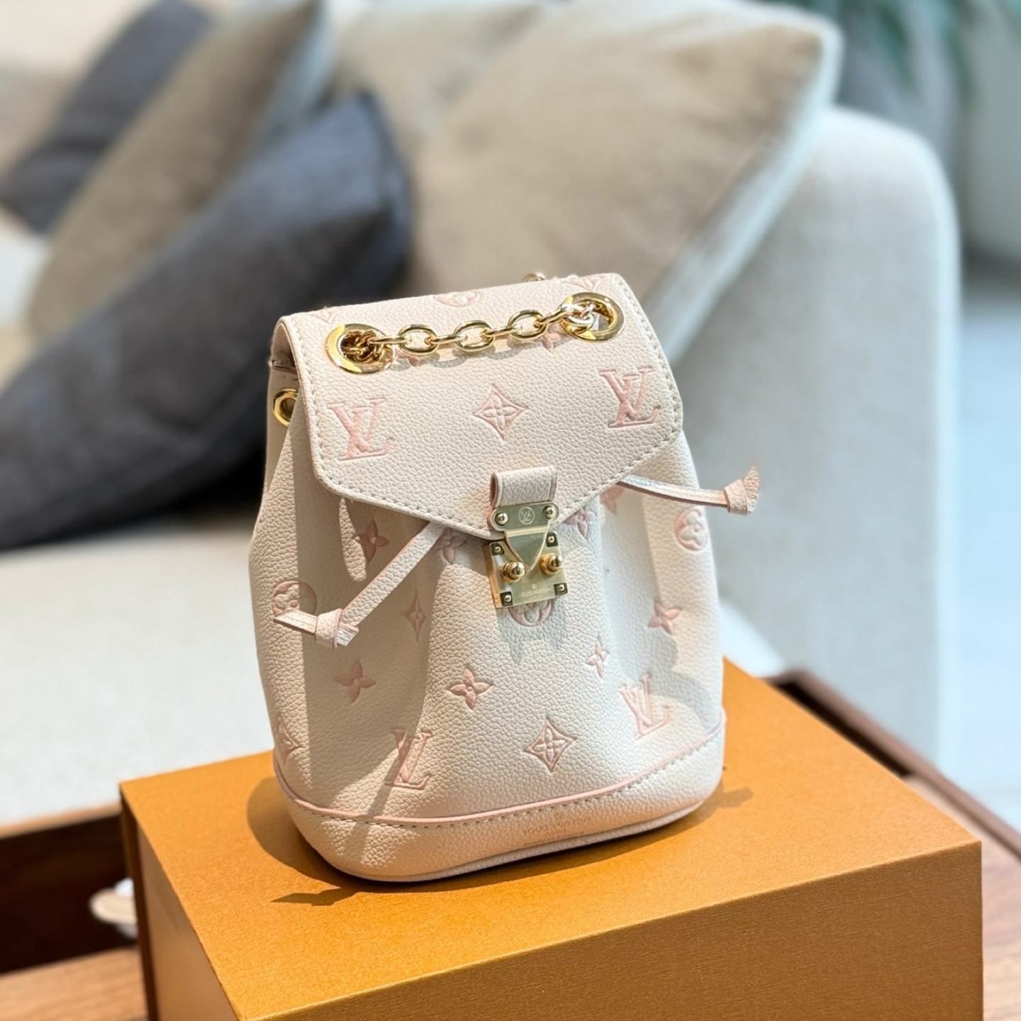 LV New pink mini backpack  YV24072322