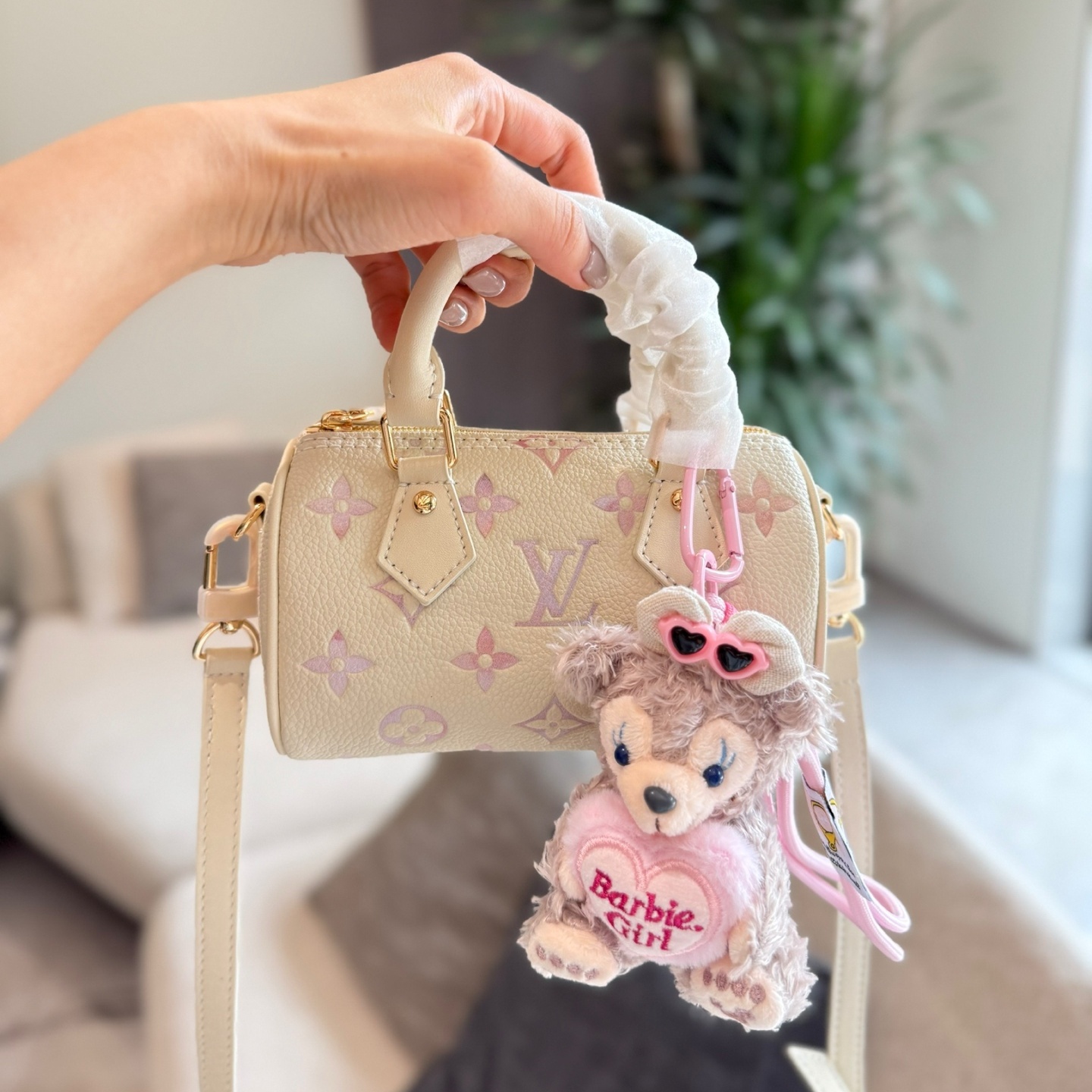 LV  Dreamy Purple Speedy 16 With Charm  YV24072320