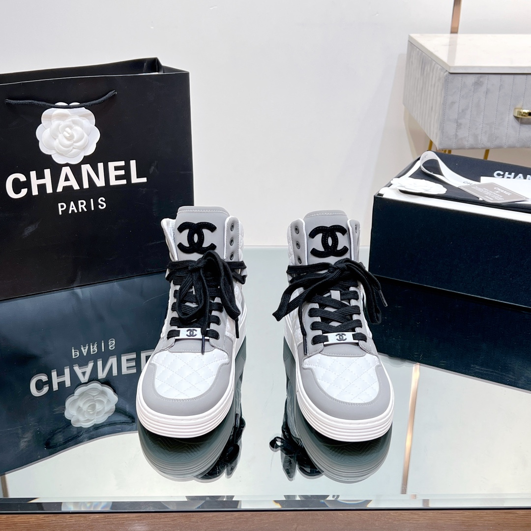 CH 23 Classic High-Top Casual Shoes DD250220