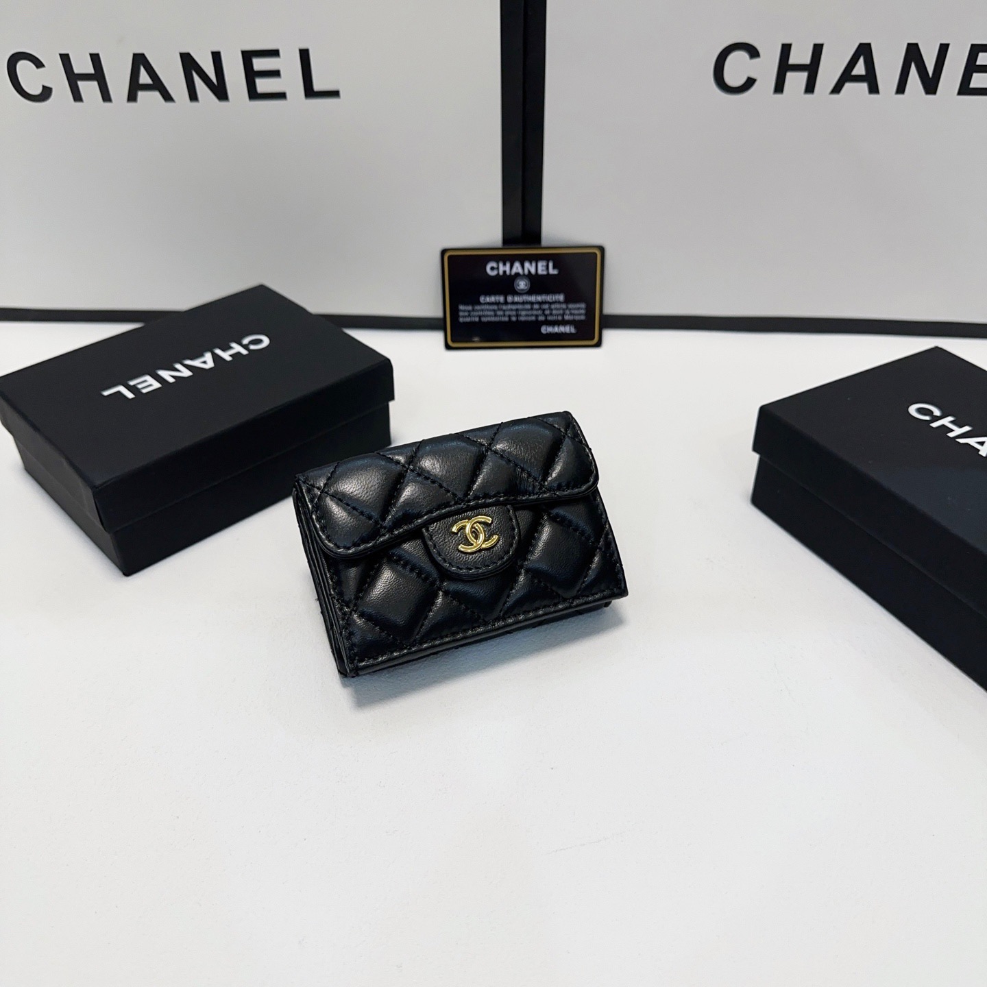 CH Foldable Wallet BB25072302