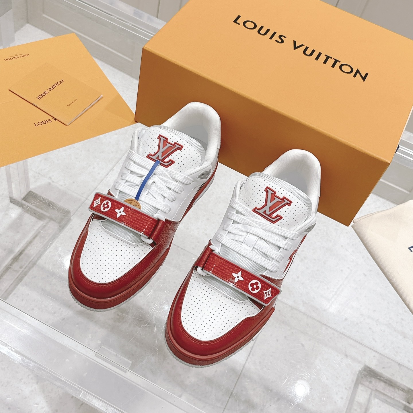 LV  Trainer Series Magic - Tape Four - Leaf Clover Casual Sneakers YV24072405