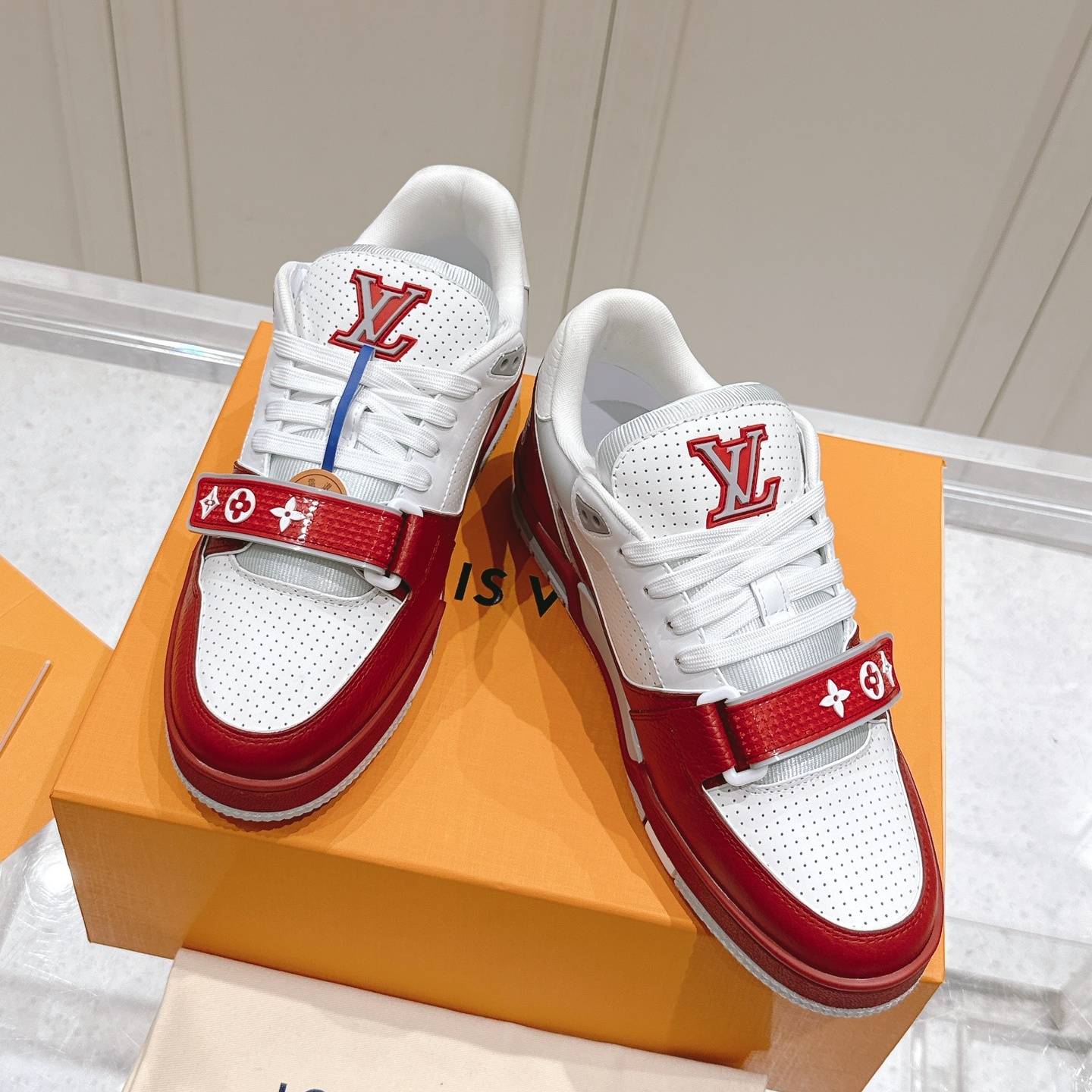 LV  Trainer Series Magic - Tape Four - Leaf Clover Casual Sneakers YV24072405