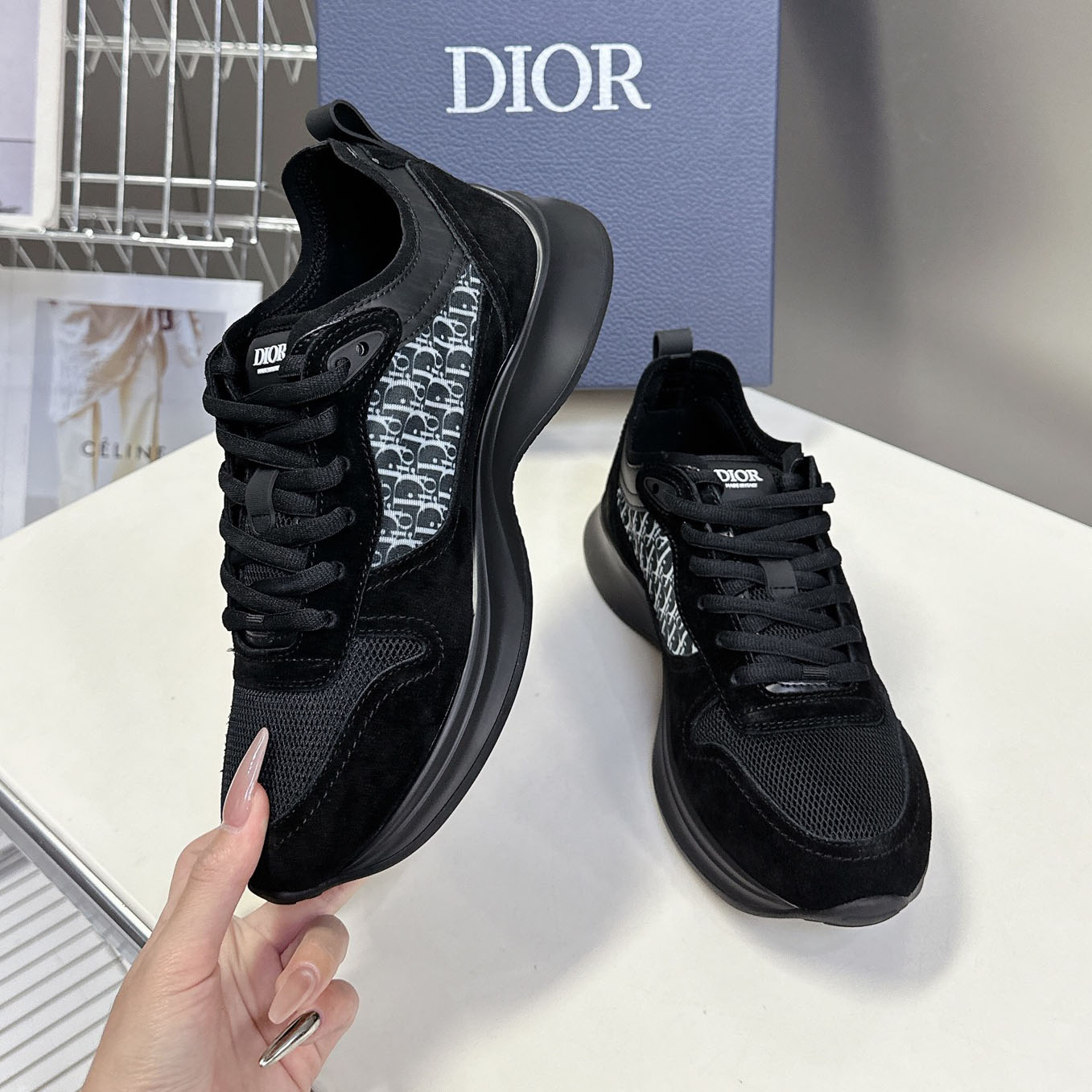 CD Classic B25 Series Runner Casual Shoes DD25072413