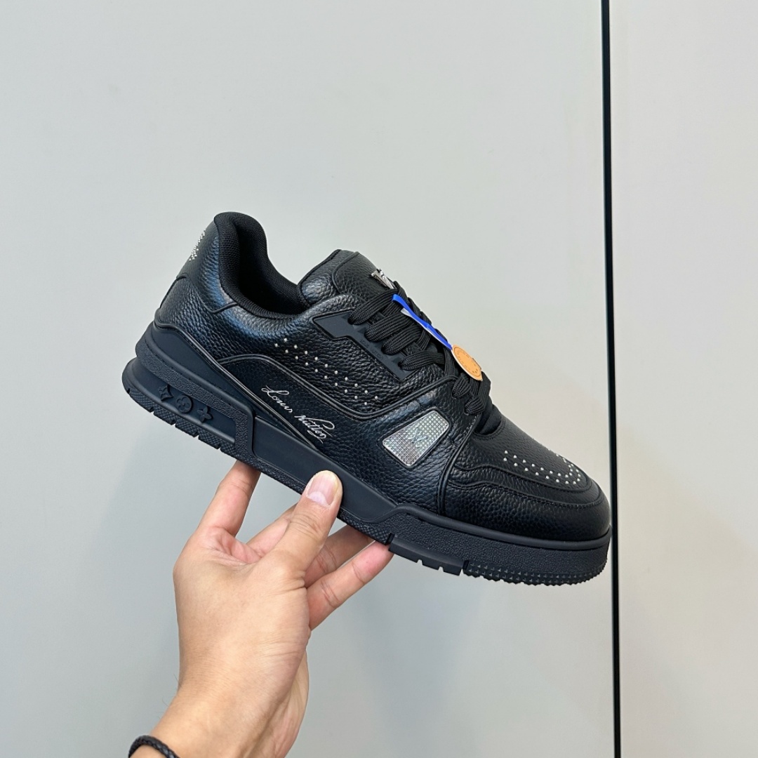 LV New Trainer Series Retro Casual Sneakers YV24072403