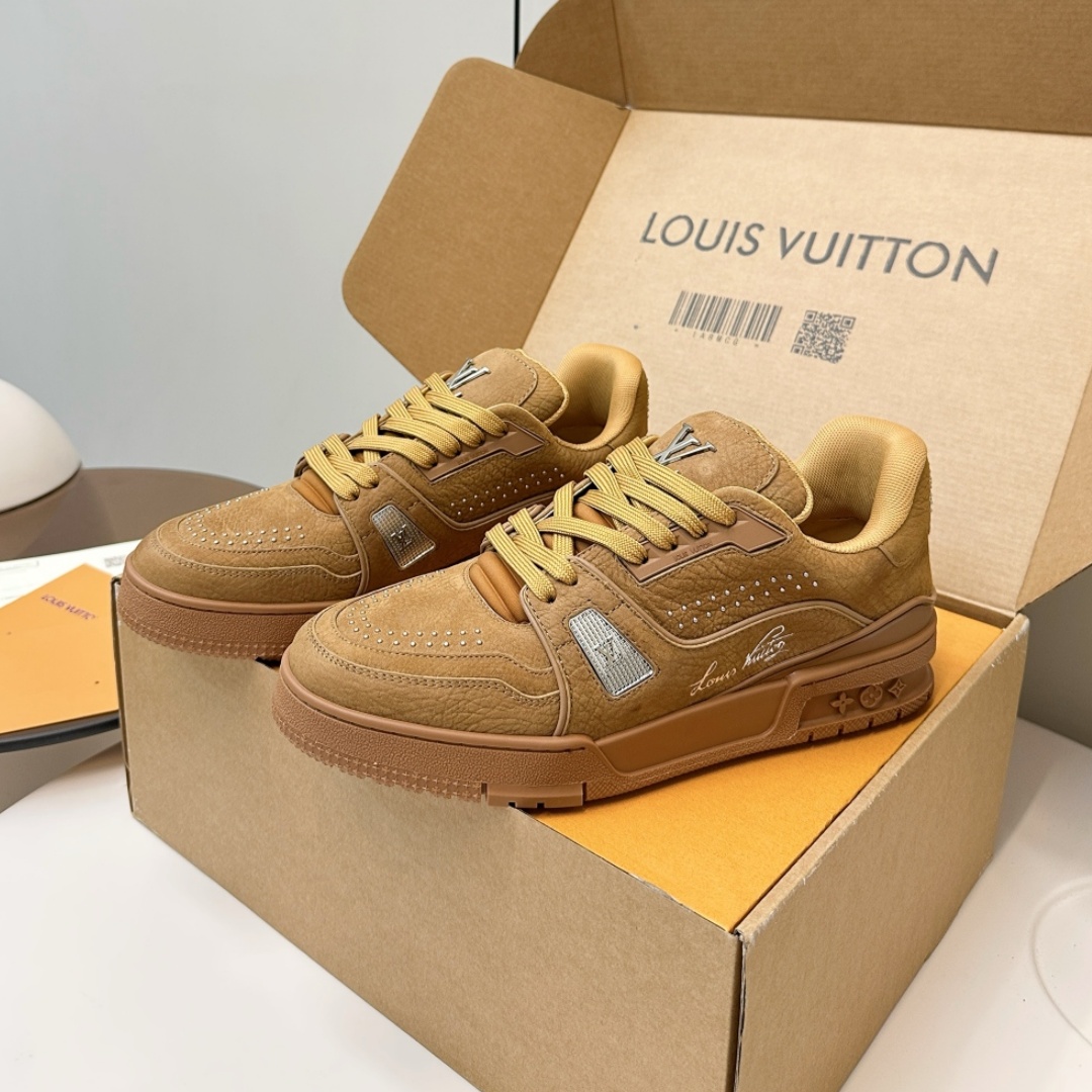 LV New Trainer Series Retro Casual Sneakers YV24072402