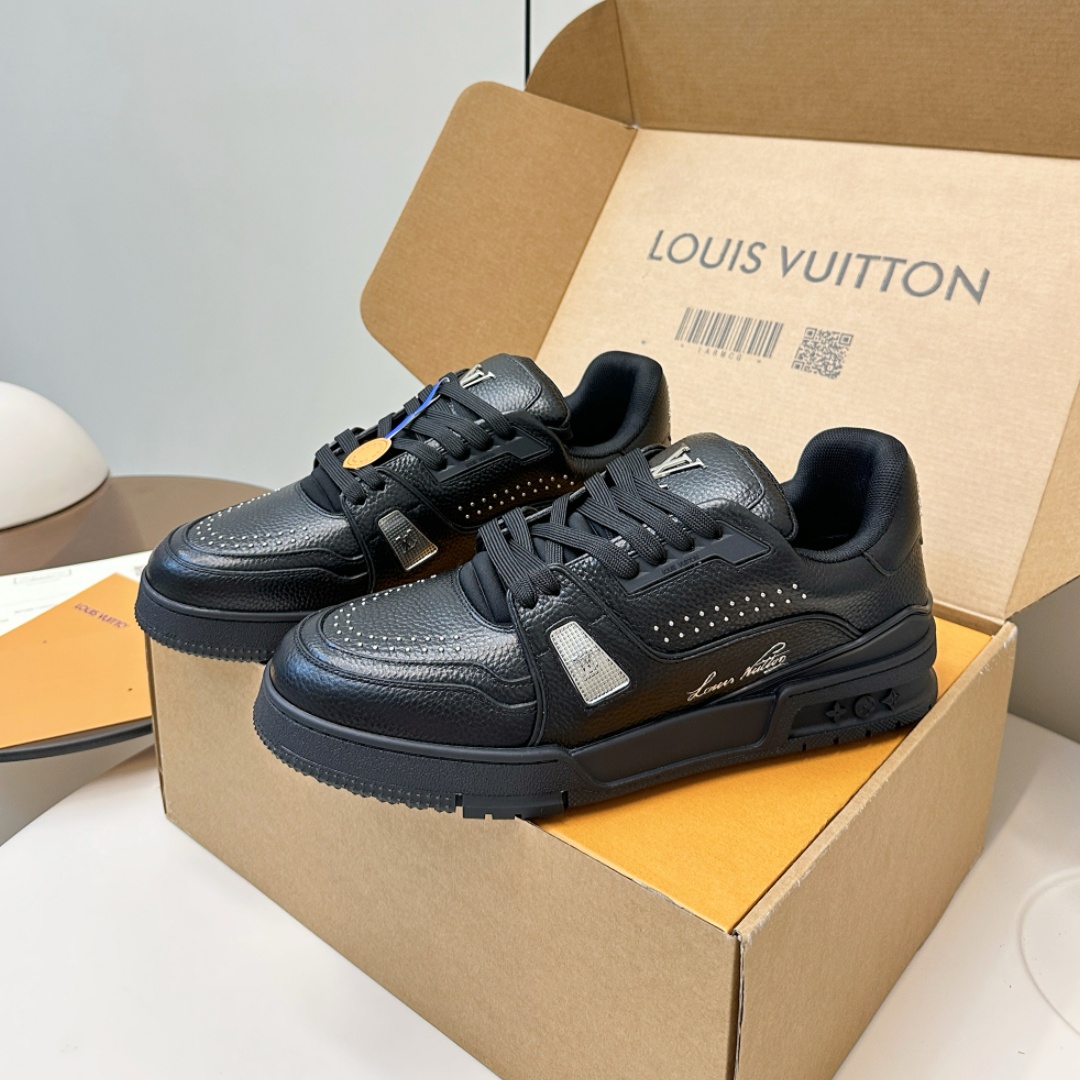 LV New Trainer Series Retro Casual Sneakers YV24072403