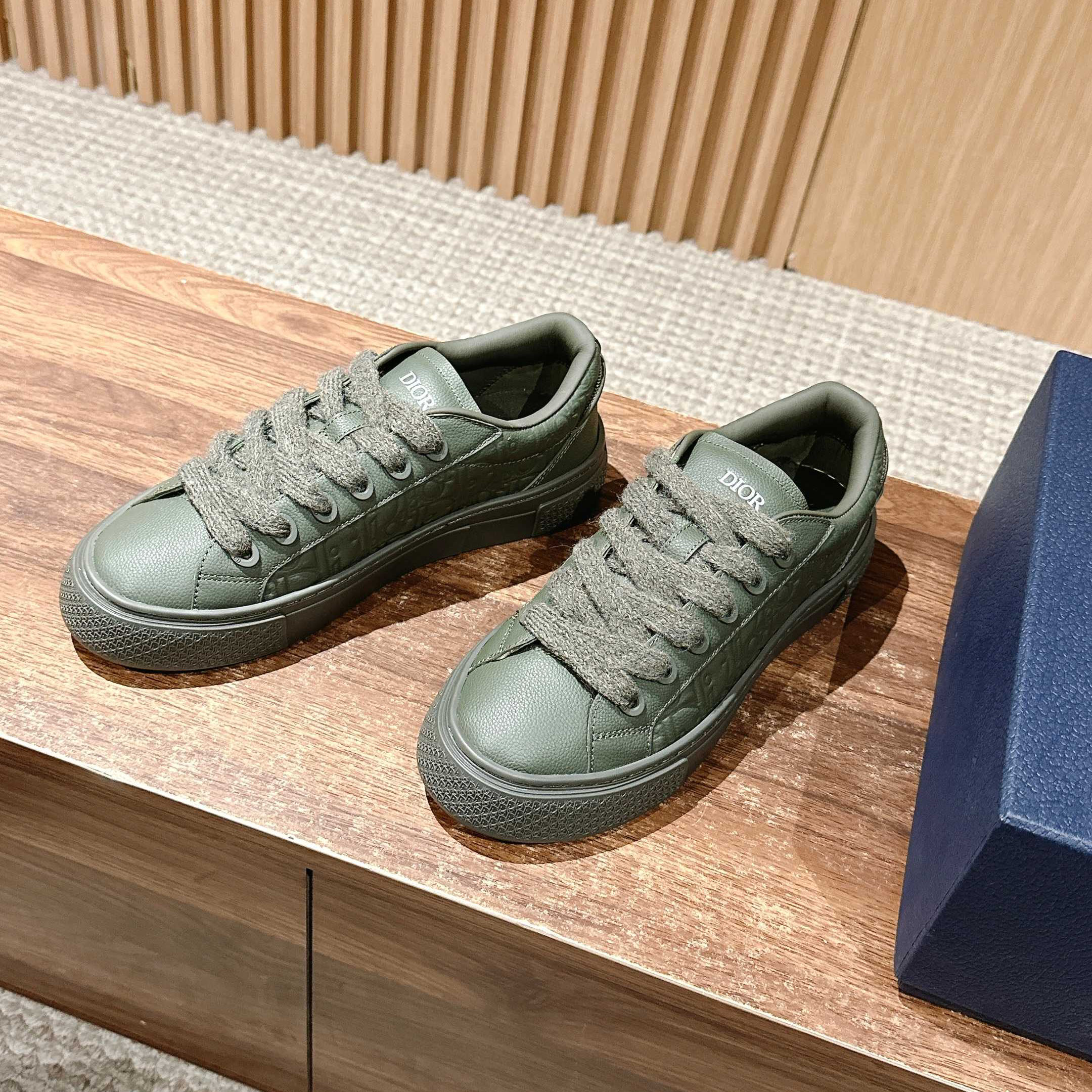 CD B33 Sneakers DD25072502