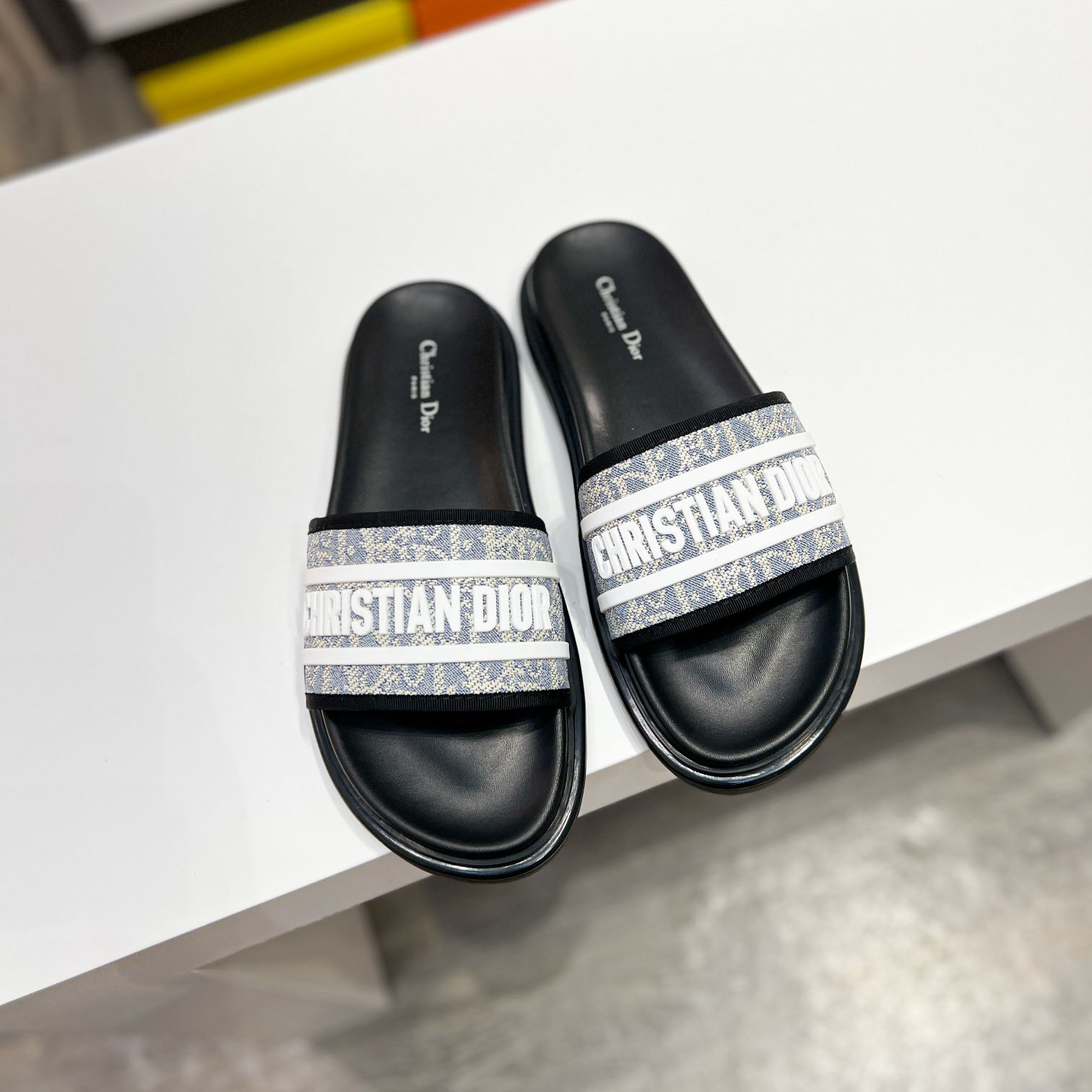 CD Alias Men’s Classic Slippers DD25072507