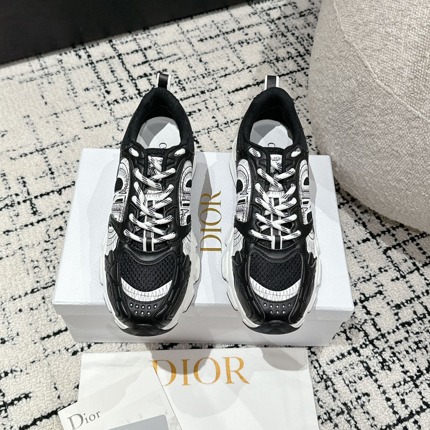CD Chrono New Sneakers DD25072514