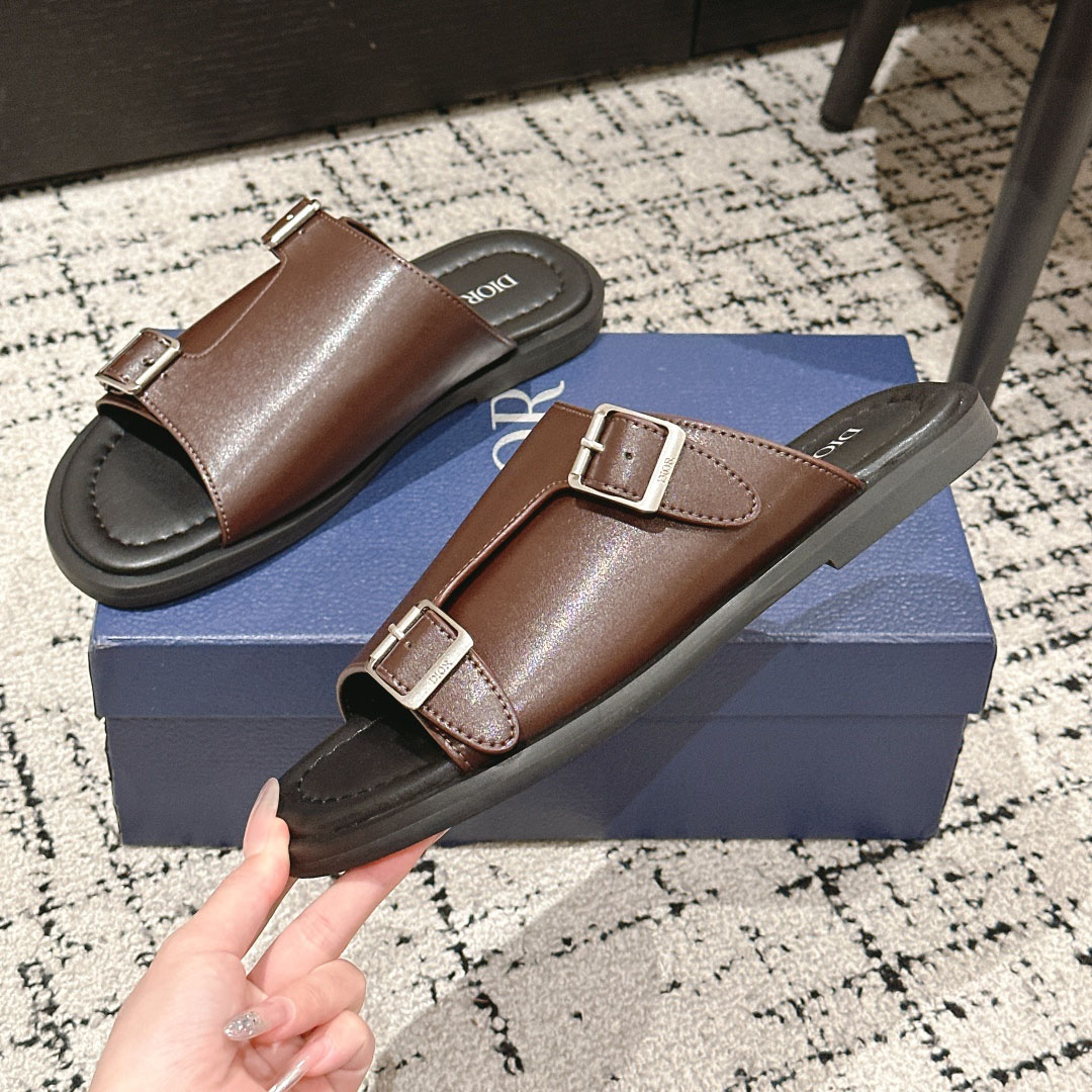 CD Alias Men’s Slippers DD25072511