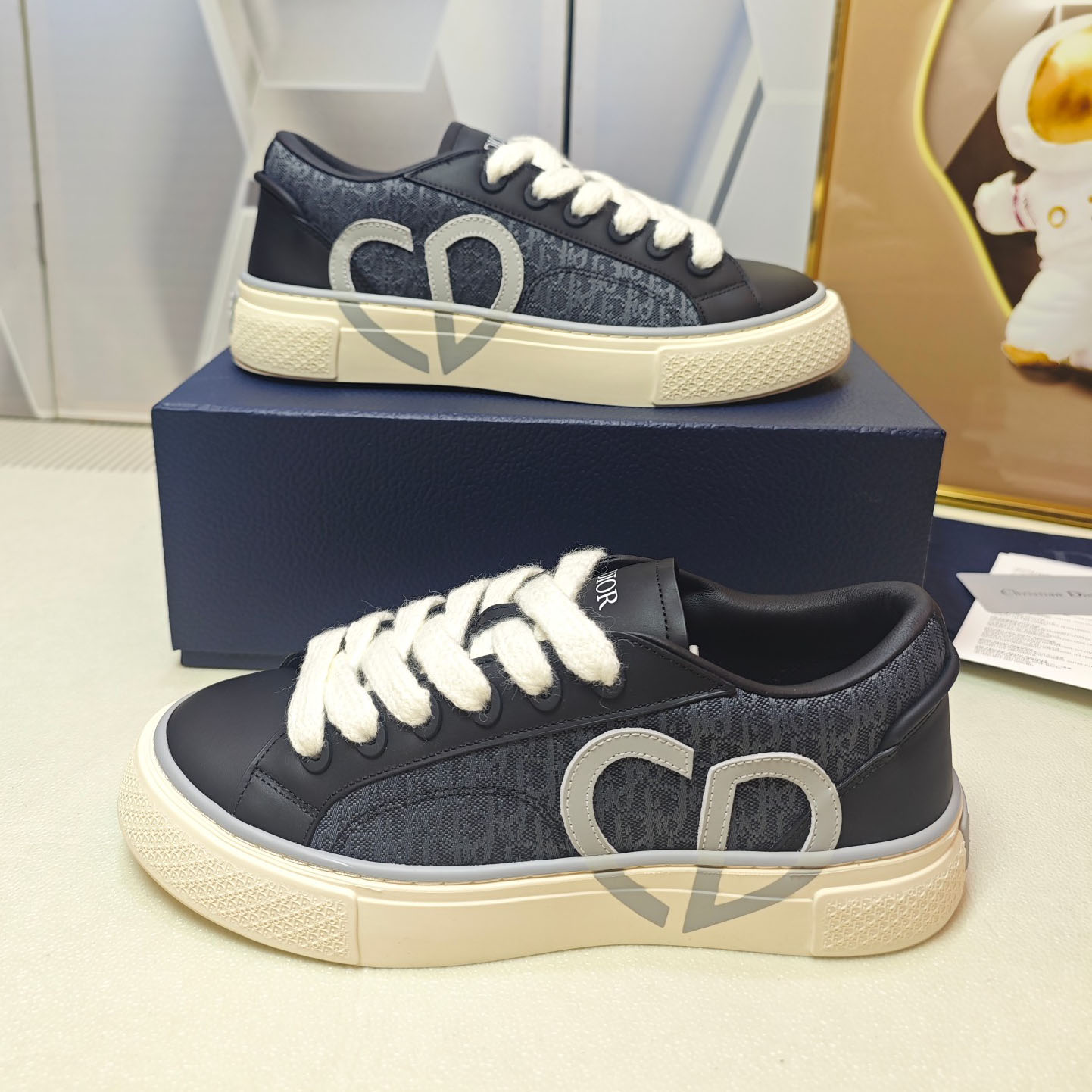 CD B33 New Casual Shoes DD25072504