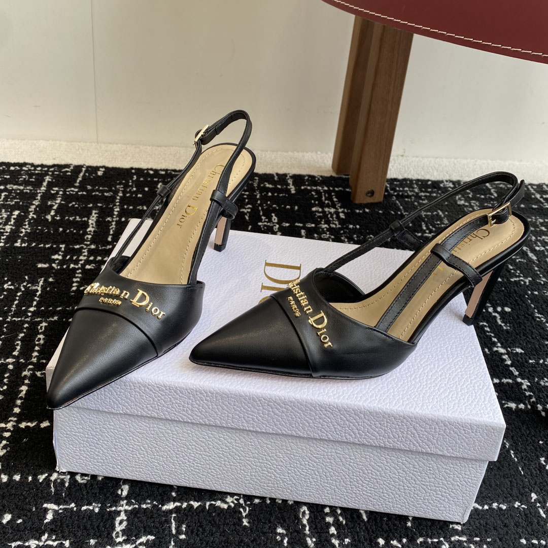 CD Boy Pointed-Toe Fashion High Heels DD25072614