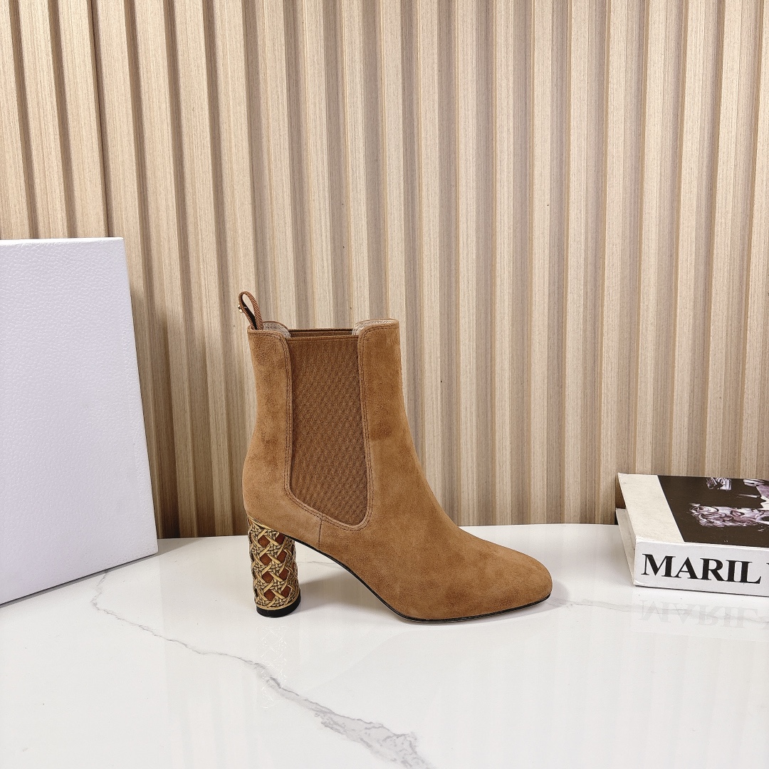 CD Round Heel Ankle Boots DD25072605