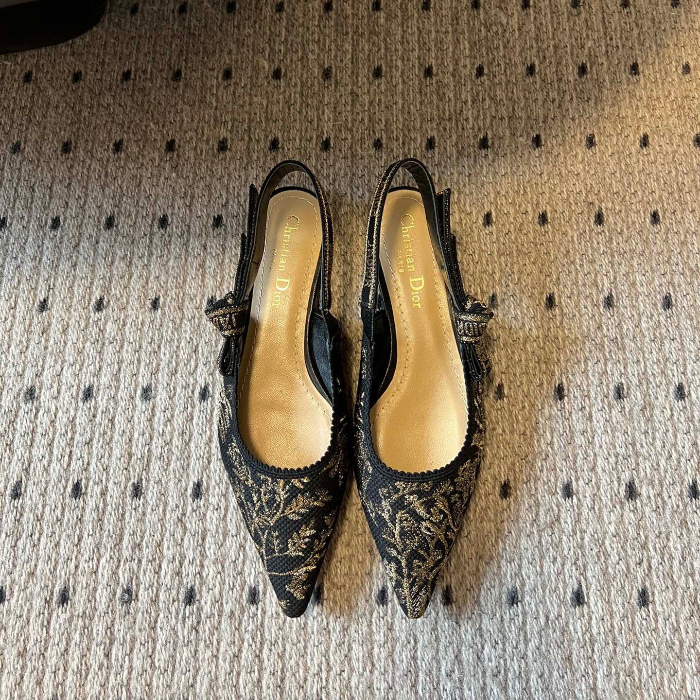 CD J'Adior Strap High Heels Slingback Pump YV24072604