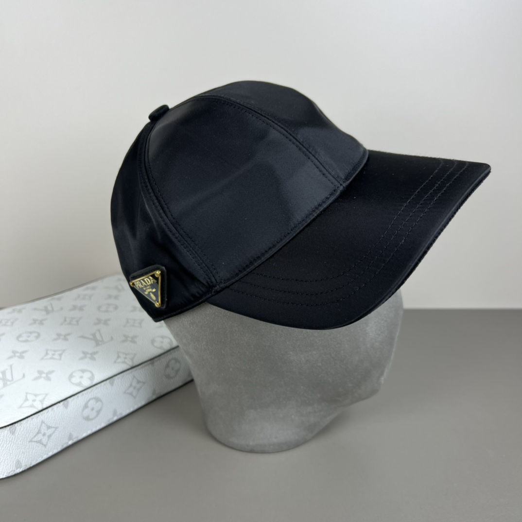 PRADA Classic Triangle Logo Baseball Cap DD25072711