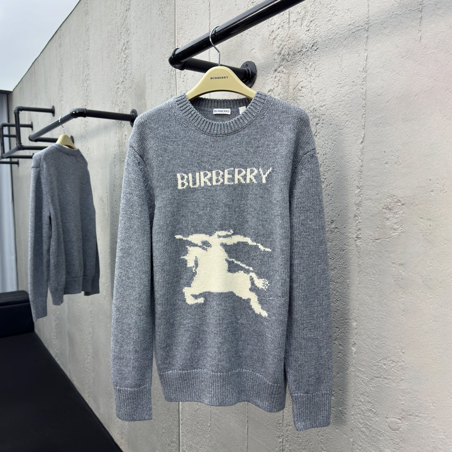 Bur Warhorse Emblem Cashmere Knit Sweater DD25072814