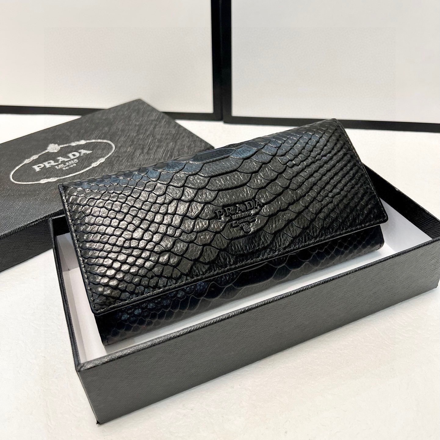 PRA Long Fashion Wallet YV24073011