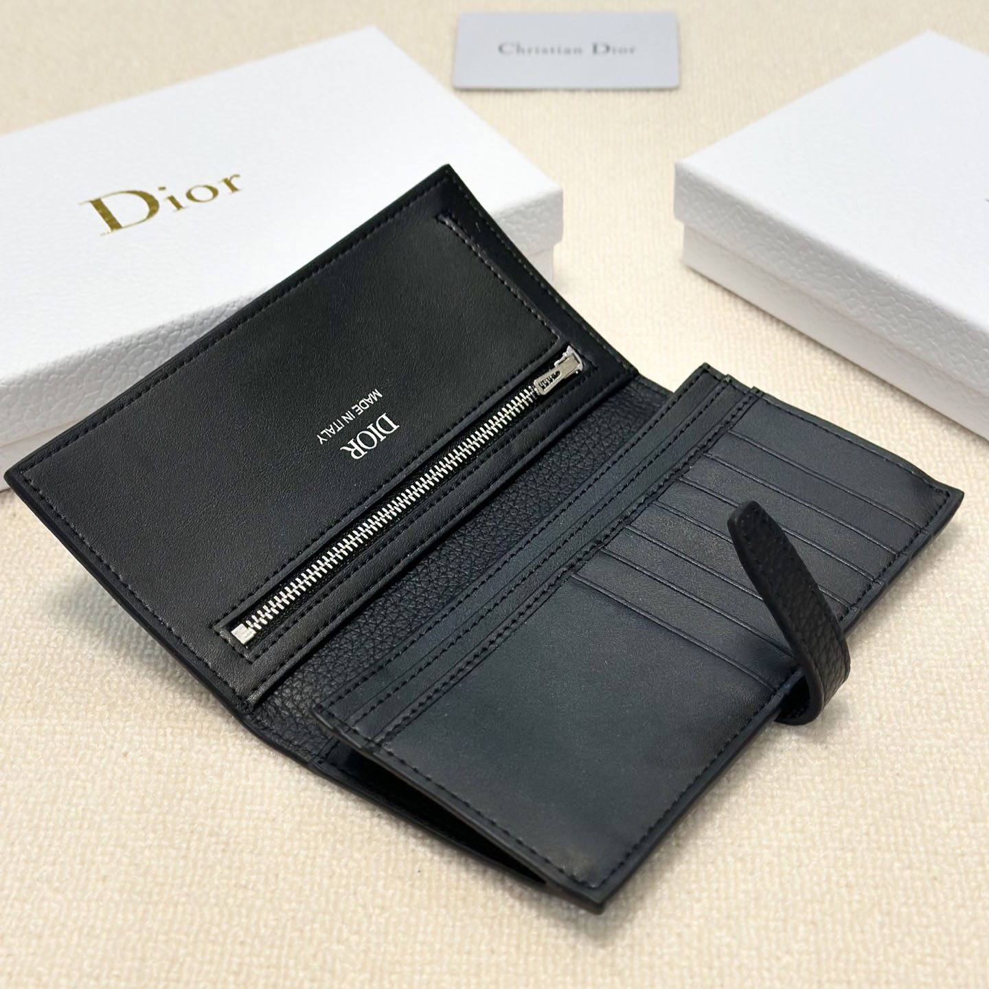 CD Classic Wallet BD25073114