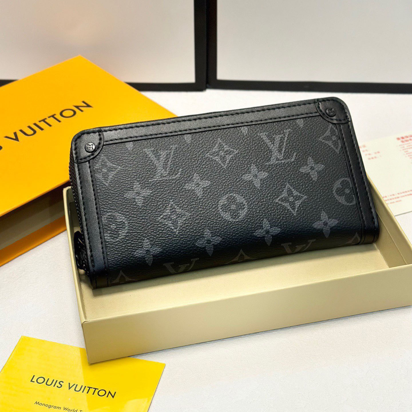 LV Zippy Zip Wallet BD25073113