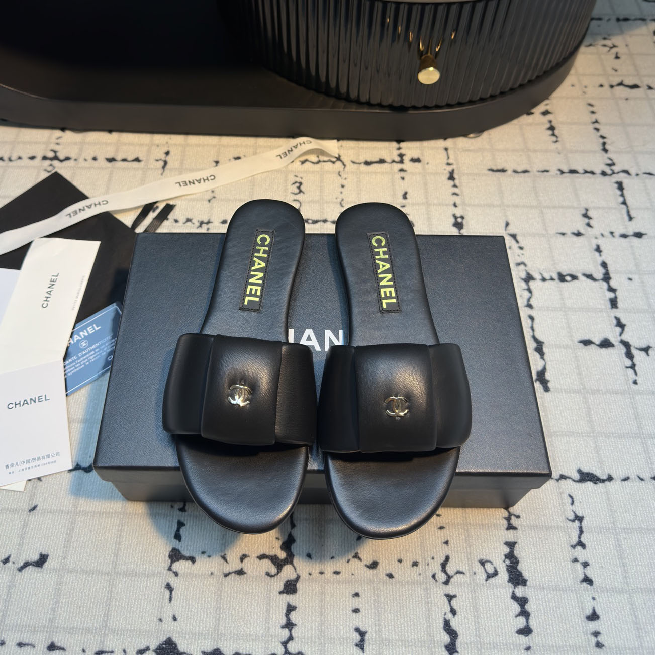 CH New Bread Slippers DD25080505