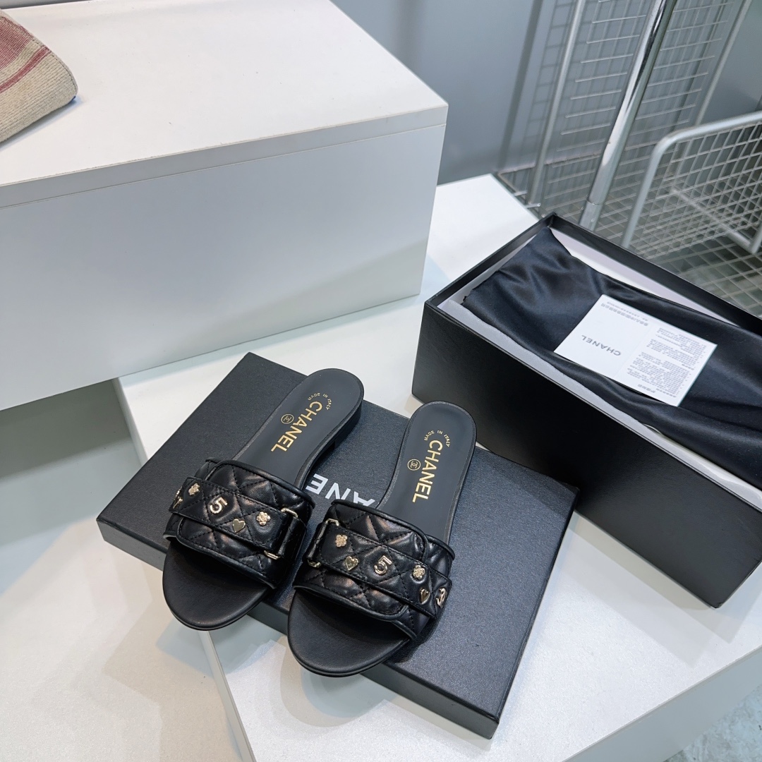 CH New Flat Slippers DD25080506