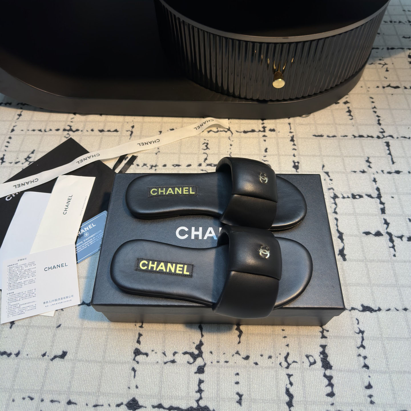 CH New Bread Slippers DD25080505