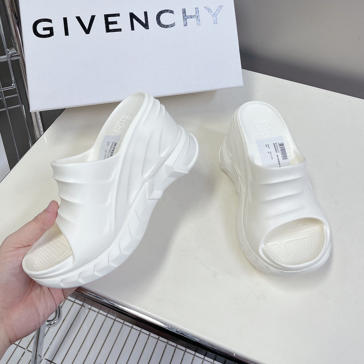 GIV Marshmallow Rubber Platform Wedge Sandals AM25081345