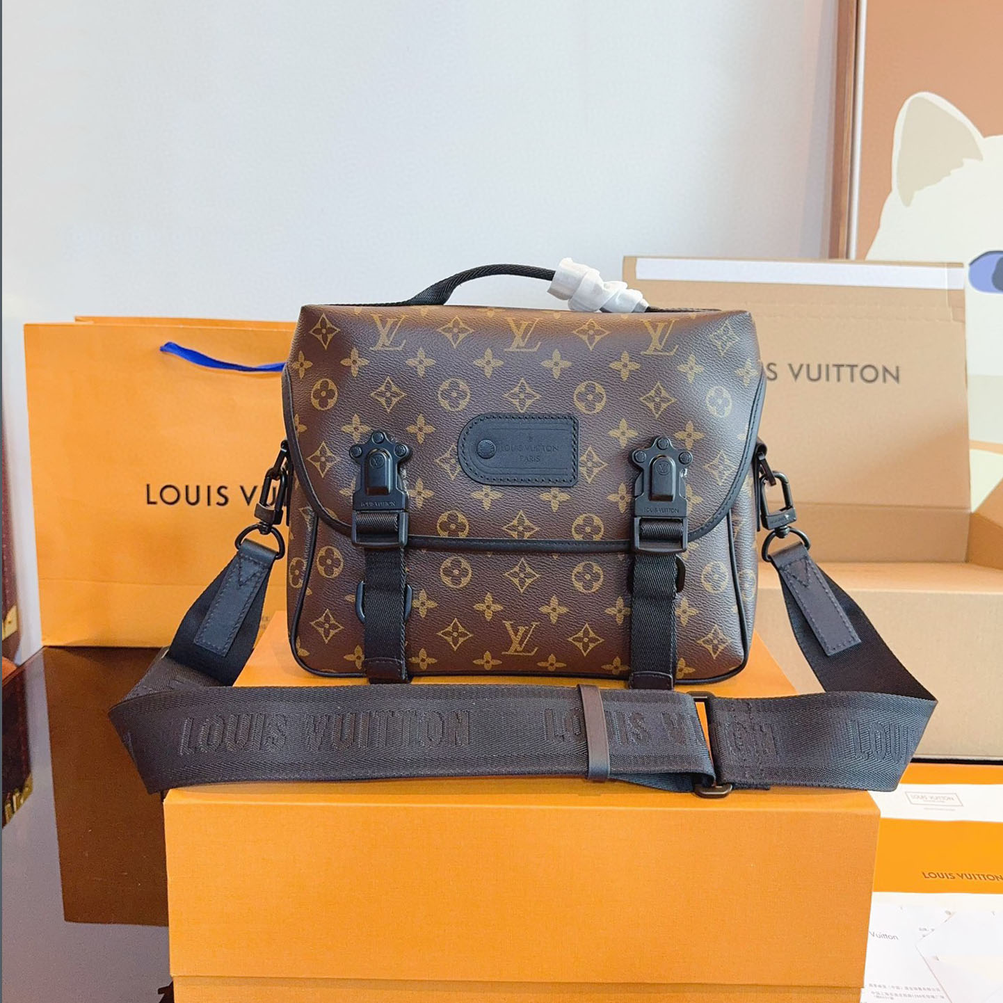 LV Classic Versatile Shoulder Bag XX25081423
