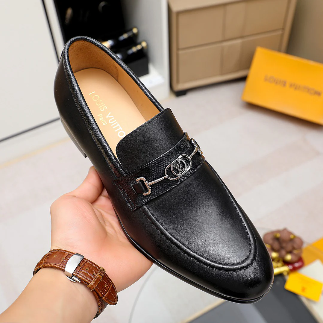 LV New Men's Casual Leather Shoes XX25081139