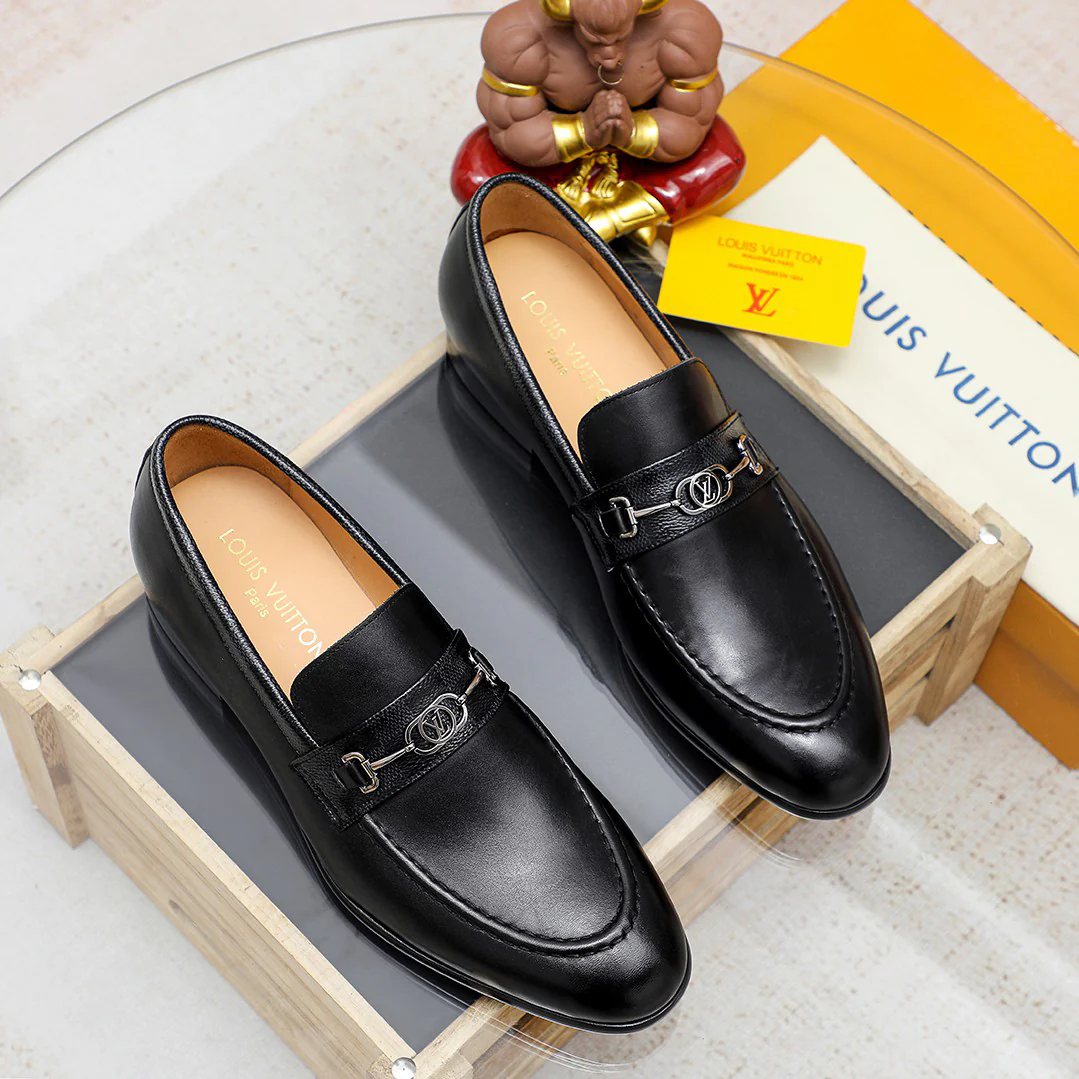 LV New Men's Casual Leather Shoes XX25081139