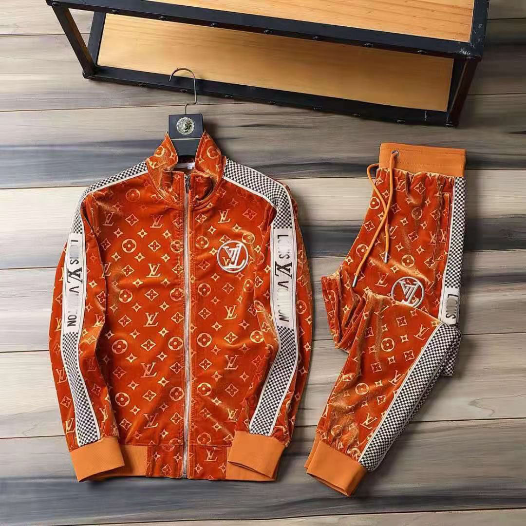LV Men's Classic Orange Tracksuit XX25081112