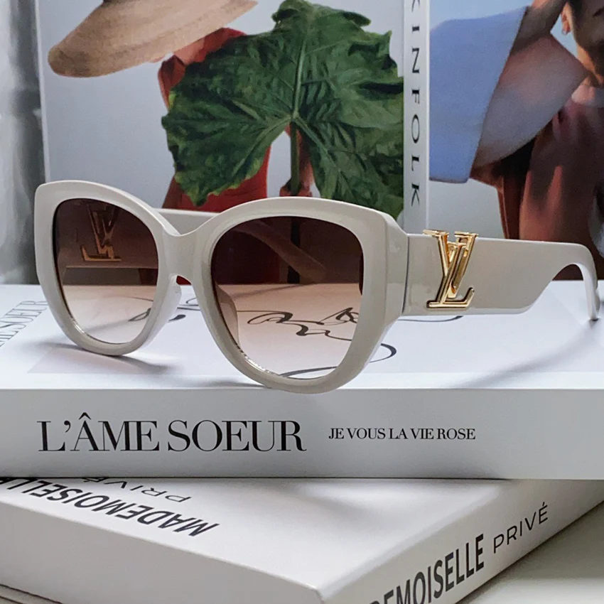 LV Retro Cat-Eye Butterfly Sunglasses AM25081208
