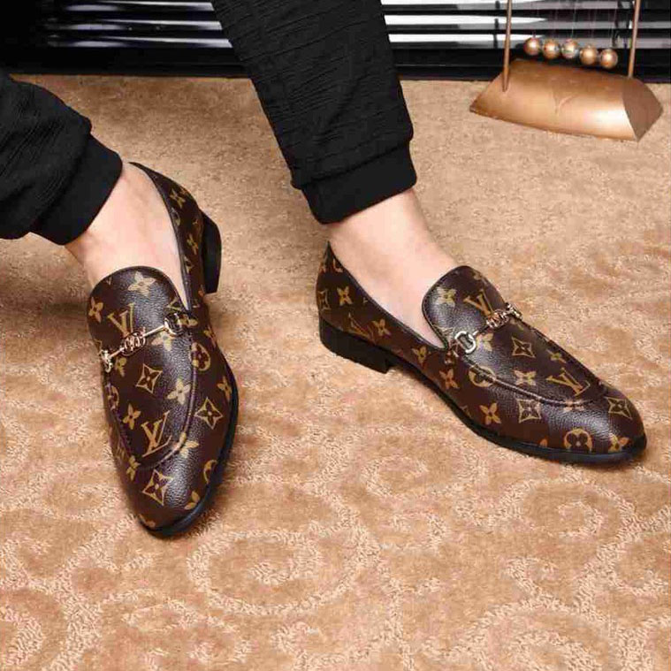 LV Fashion Casual Leather Shoes XX25081159