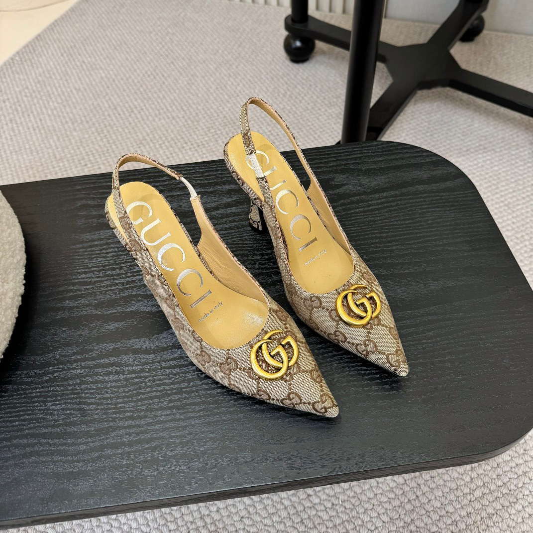 GG 25New Double G Pointed High Heels AM25081326