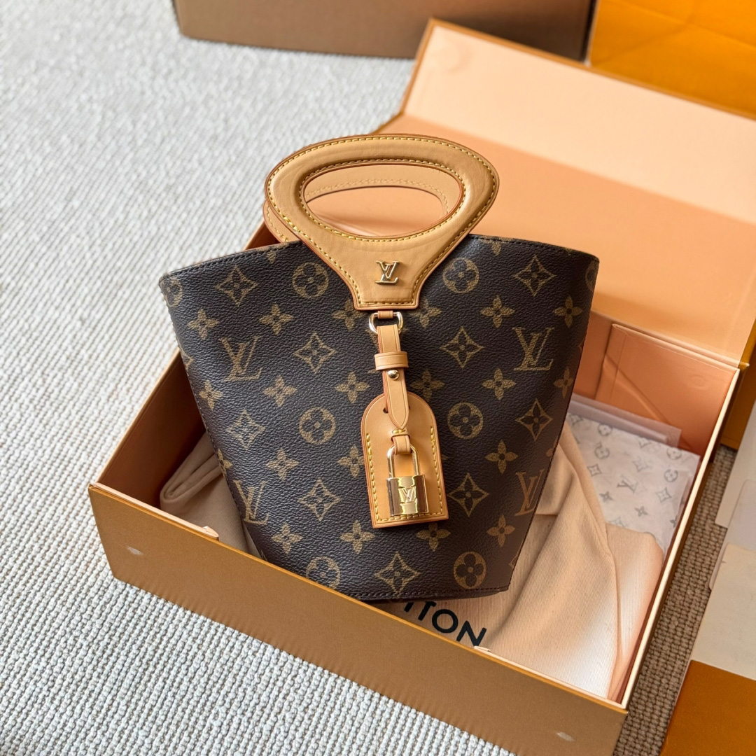 LV 25 New RivageBB Handbag AM25081328