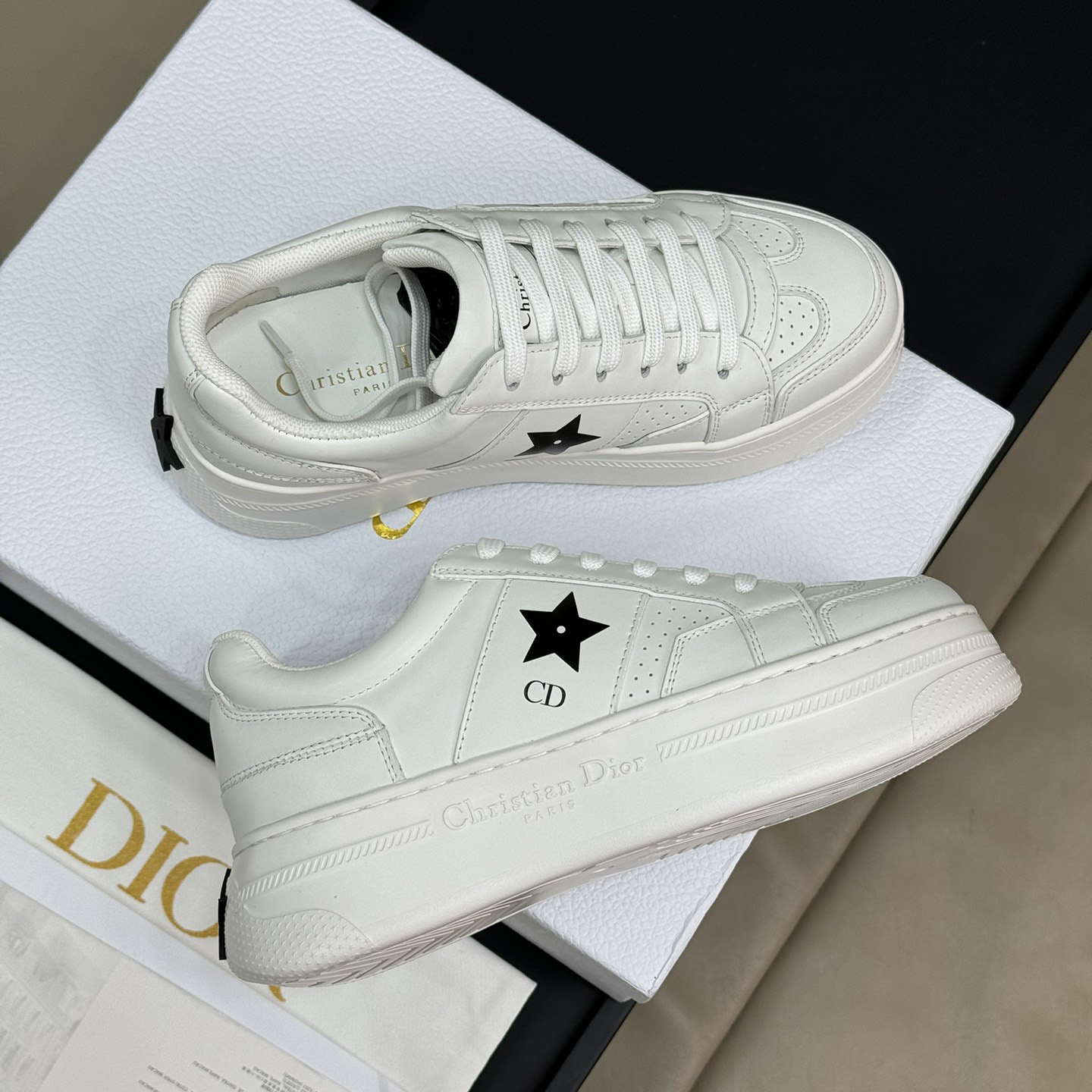 CD Star Platform Sneakers AM25081210