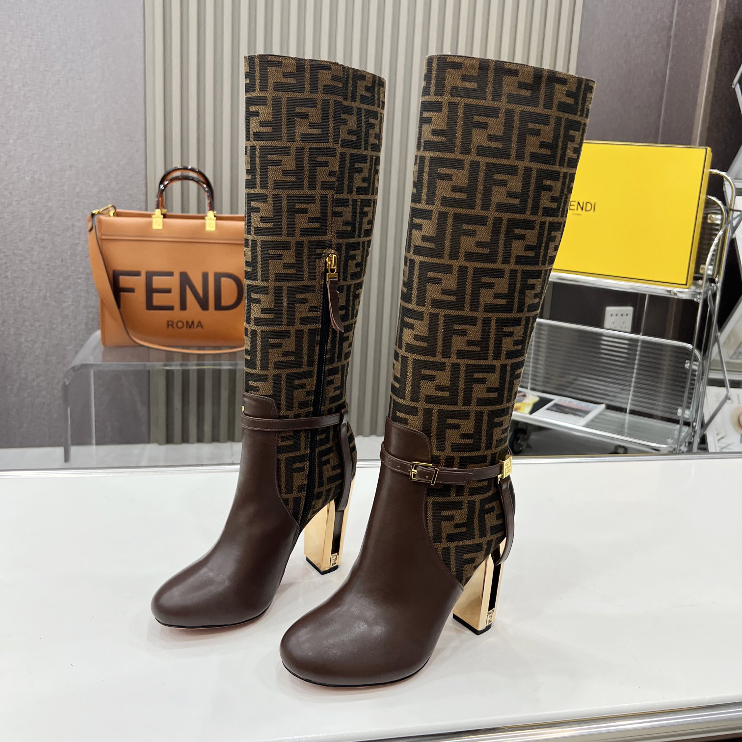 FD Delfina Classic Round Toe Boots ST250231