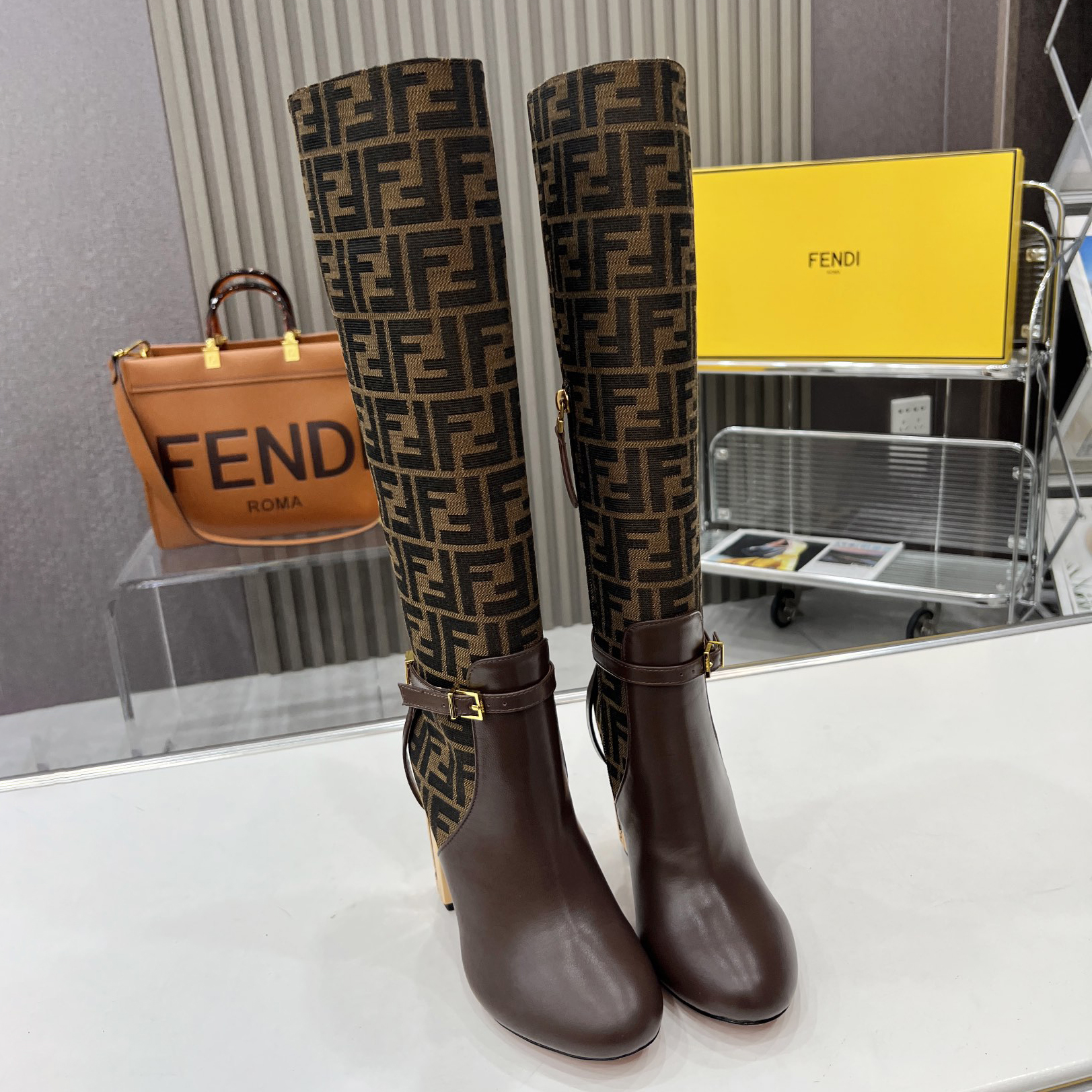 FD Delfina Classic Round Toe Boots ST250231