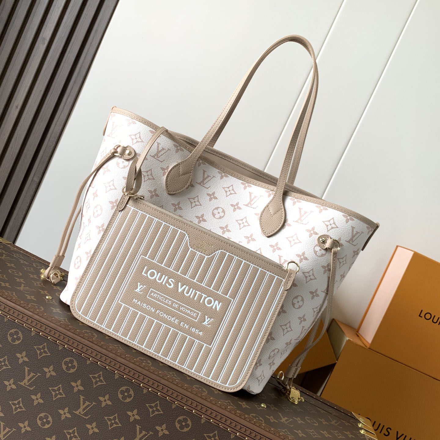 LV Double-Sided Design Neverfull Inside Out MM V25081410