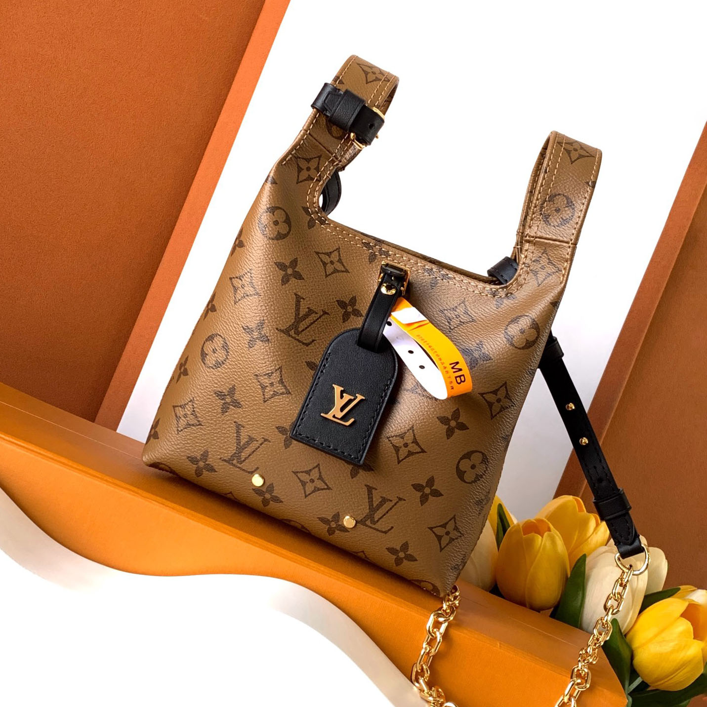 LV Atlantis BB Handbag V25081416